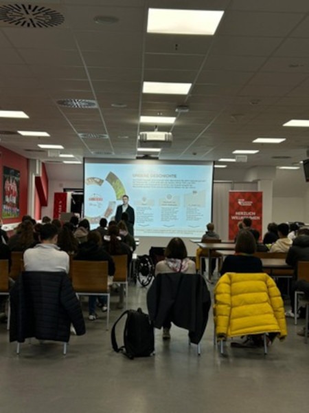 Hefte zu! Ohren auf! – Das Mainz 05 Klassenzimmer